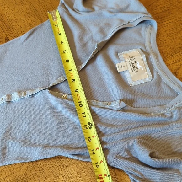 Y2K Hollister Women's Half Sleeve Gray Henley Tee Bella Swan - Picture 11 of 12